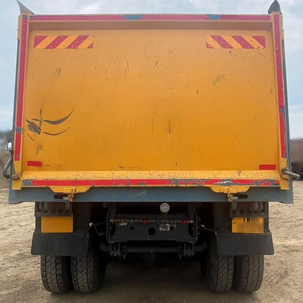 10-WHEEL-TATA-SIGNA-2830.TK-2025-MODEL-SINGLW-OWNER-TIPPER-FOR-SALE-04