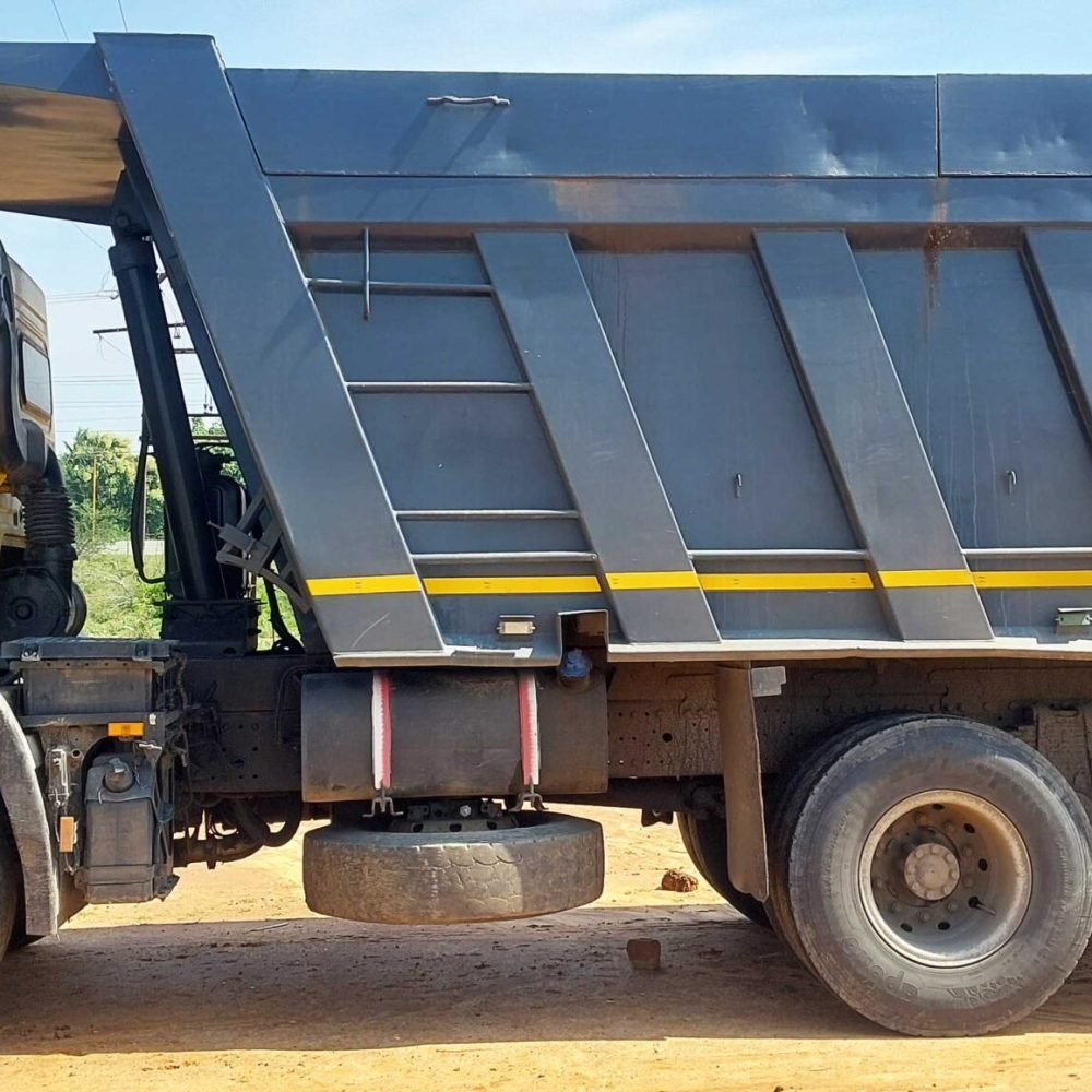 Tipper, Vaganasanthai, BharatBenz2823C, 10wheeltipper, usedtipperforsale, BharatBenztipperTamilNadu, 2823Cusedlorry, 10tyretipper, 6x4tipper, BS6tipper, BharatBenz2021modeltipper, shortசேஸ்tipper, extendbodytipper, 7unitbodytipper, constructiontipper, earthworklorry, M-sandlorry, graveltipper, bluemetaltipper, TamilNaduusedtrucks, heavydutytipper, commercialvehicleforsale, miningtipper, sandtipper,