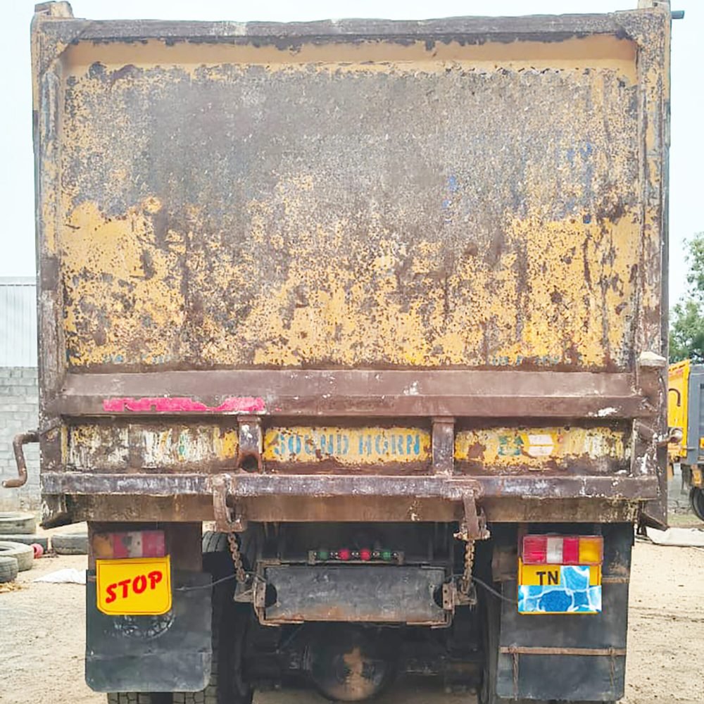 Tipper-2018-model-ashokleyland-10wheel-tipper-Single-owner-For-sale-tamilnadu-only-04