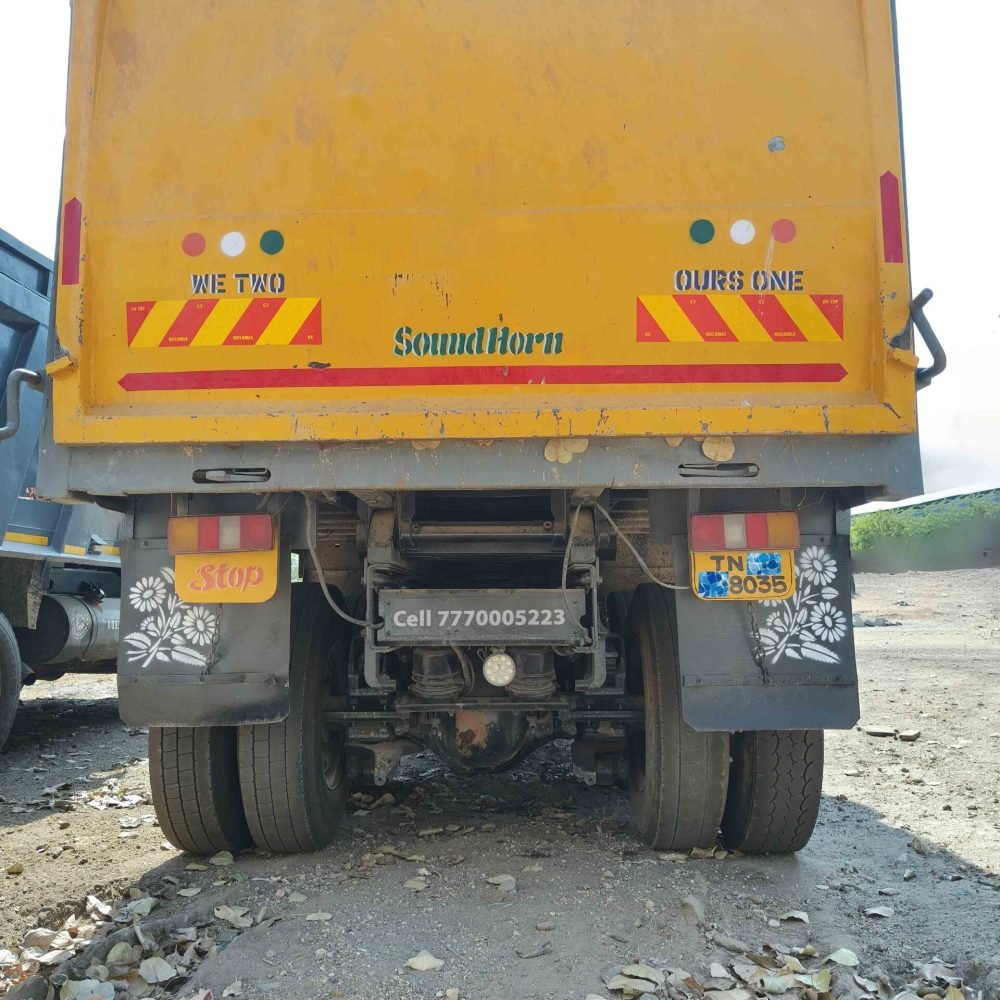 #Tipper_10Wheel_Bharatbenz_2523C_2015_model_BS03_Engine_Tipper_For_Sale_01